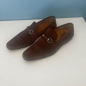 Magnanni rubber sole horsebit loafers!  Great condition!!